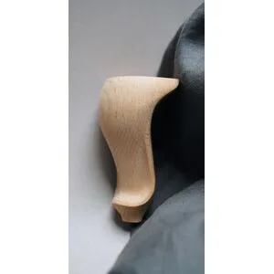 Cabriole leg curved hardwood